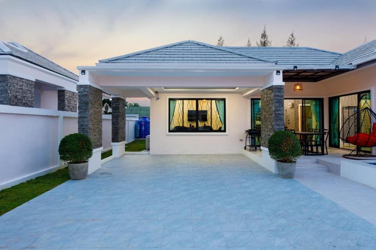 Villa บ้านซีซ่าเฮ้าส์พูลวิลล่าหัวหิน *